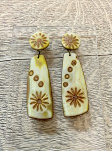 Dotty Daisies Earrings view 2