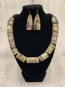 Oversized Tube Bead Necklace Set